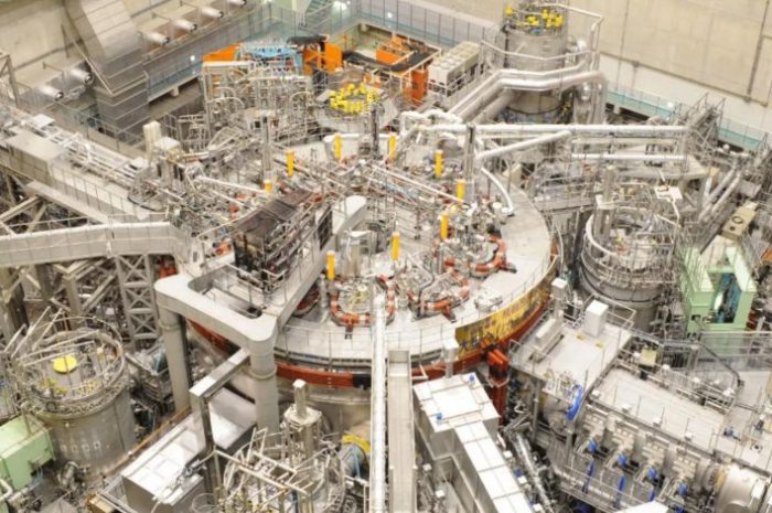 Durchbruch in der Fusionsforschung: Japans neue Methode zur Steuerung von Kernfusionsplasma