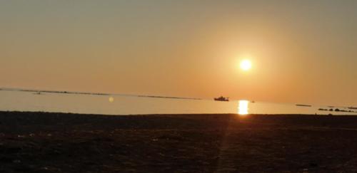 Sonnenuntergang auf Zypern in Juni 2019