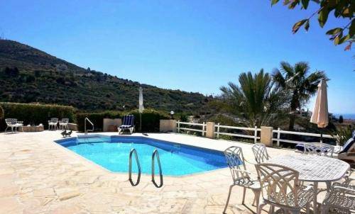 Zypern Immobilien - Villa Kamares 11