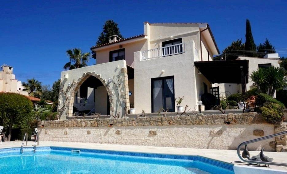 Zypern Immobilien - Villa Kamares 02